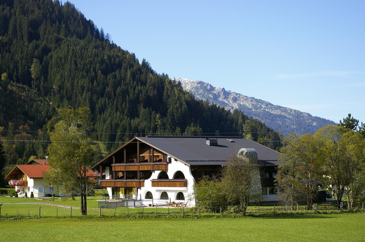 Landhaus Schnoeller Tannheim Exterior photo
